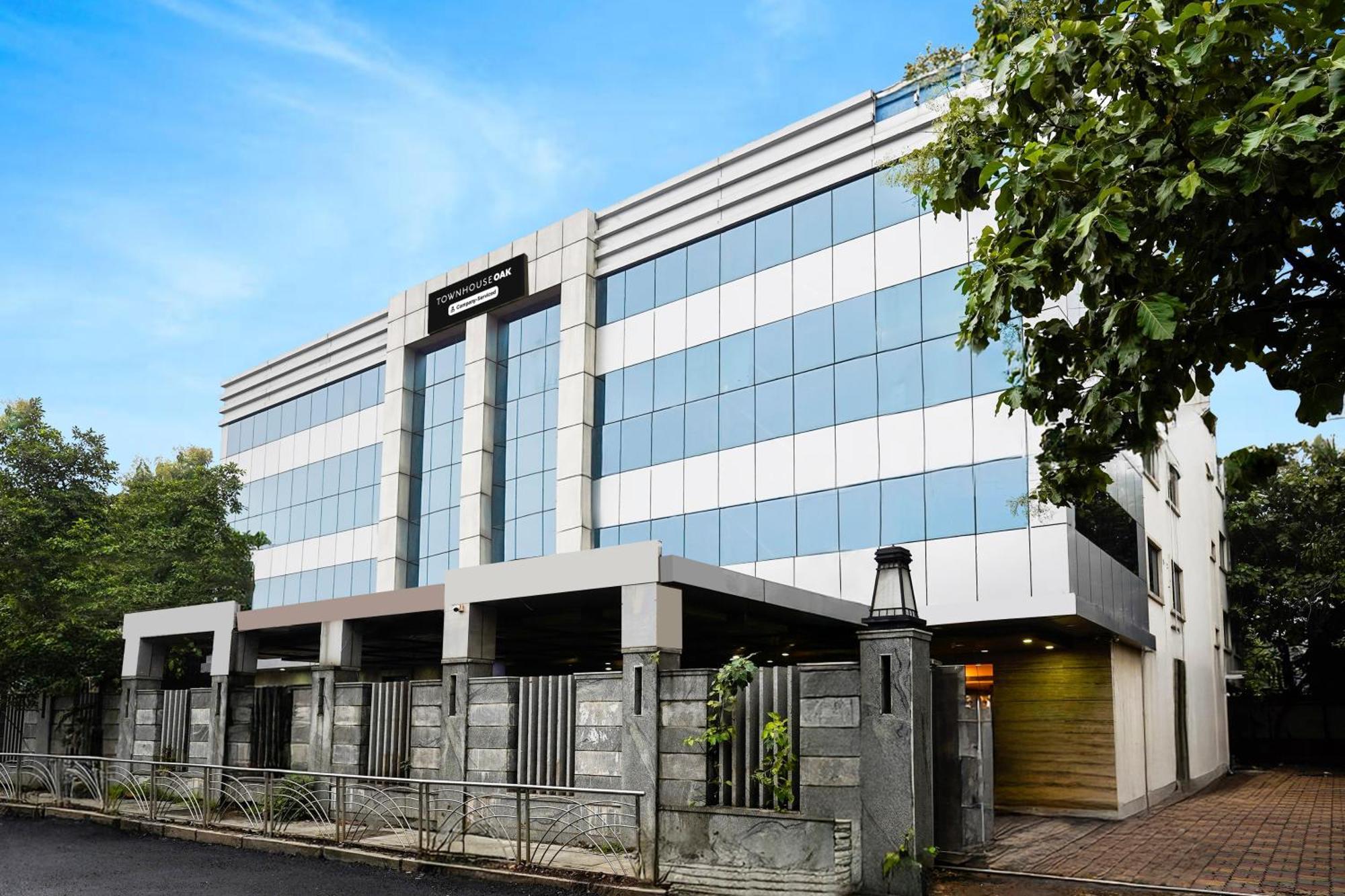 Super Townhouse Oak Alandur Near Chennai Airport Formerly Vijay Park 外观 照片